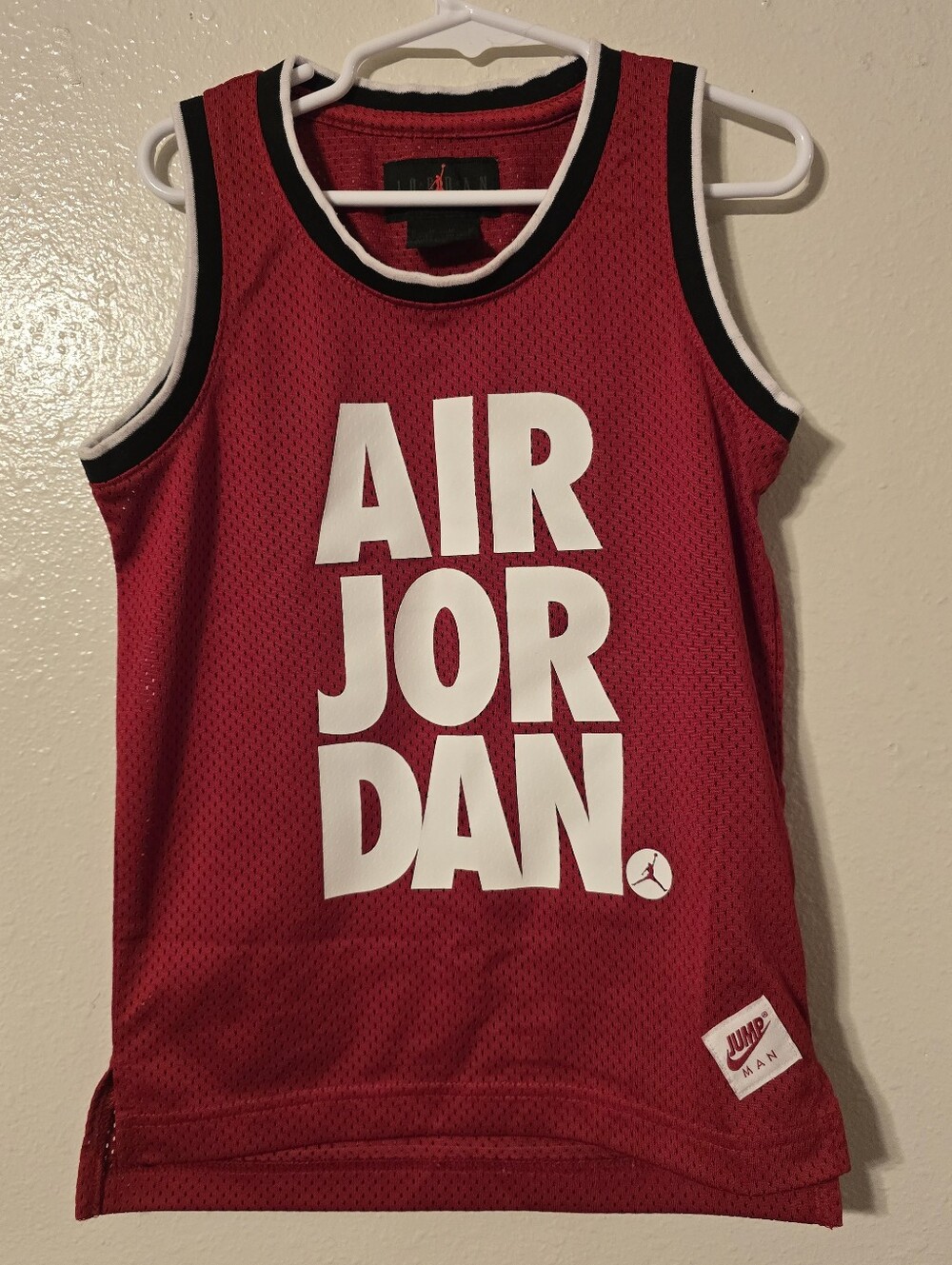Nike Air Jordan Boys Mesh Basketball Jersey Tank Top Gym Red Size M 5T